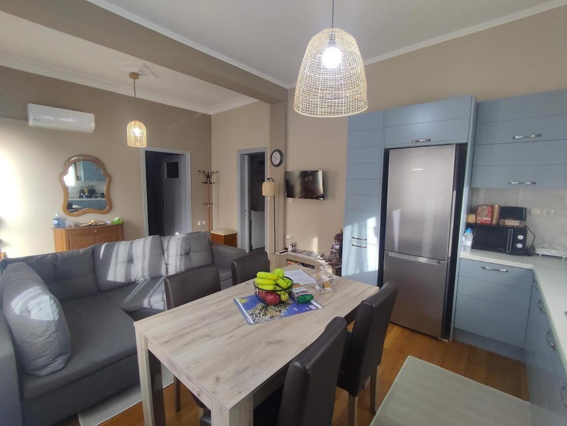 Myron & Gabby'S House Apartment Monemvasia Ruang foto