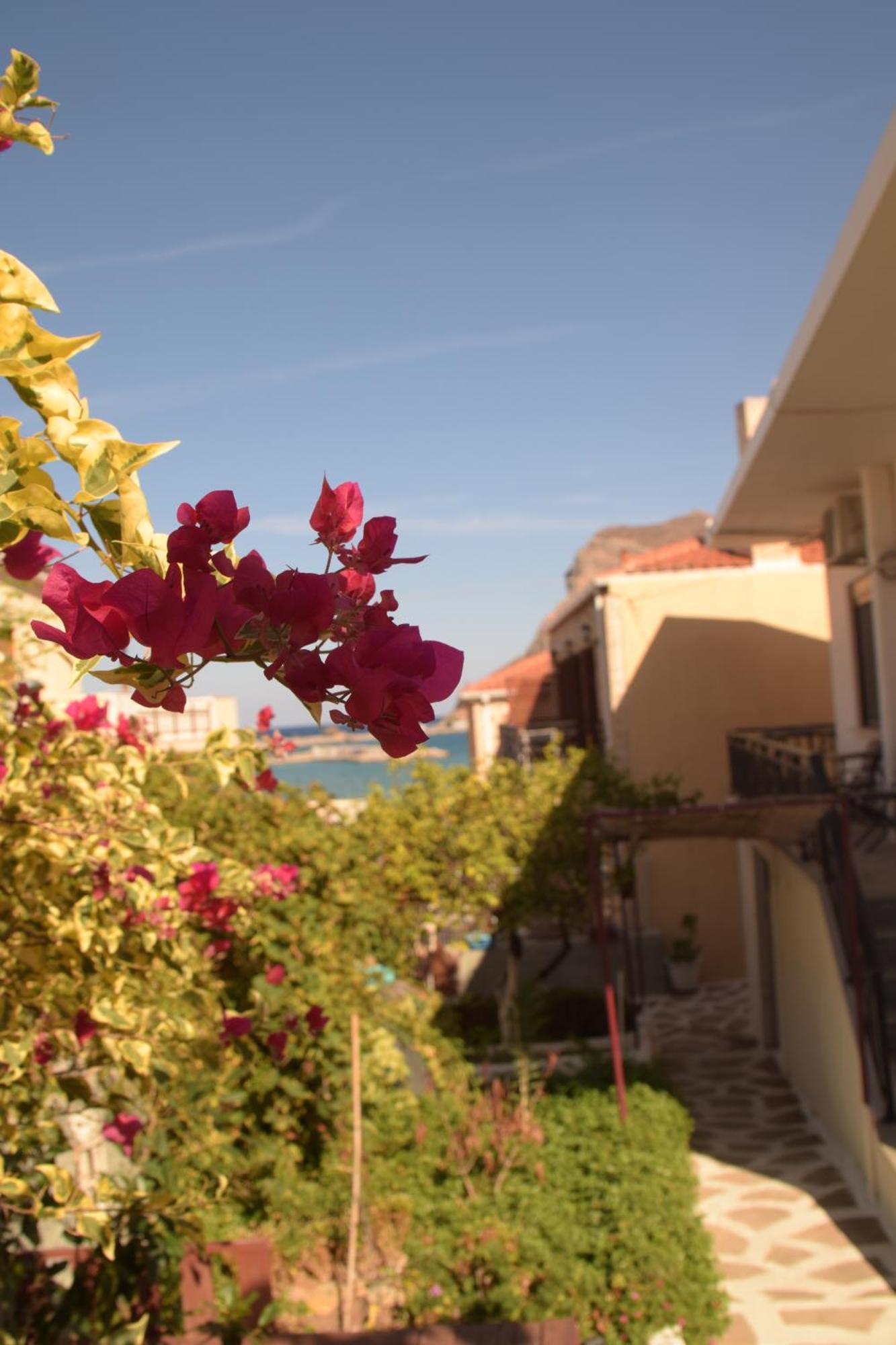 Myron & Gabby'S House Apartment Monemvasia Bagian luar foto